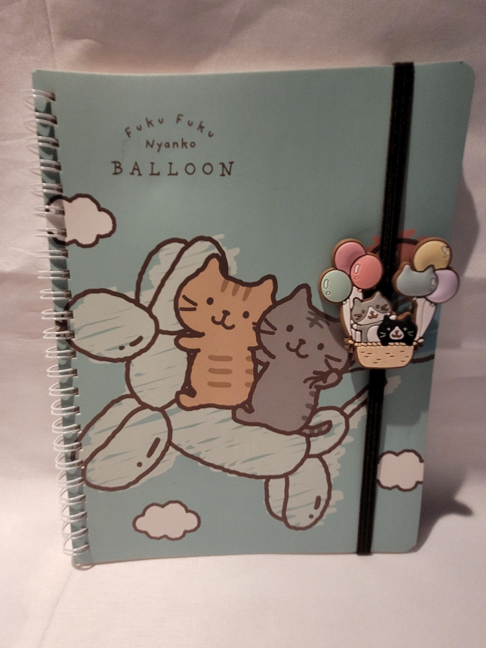 Fuku Fuku Nyanko Balloon Ring Notebook